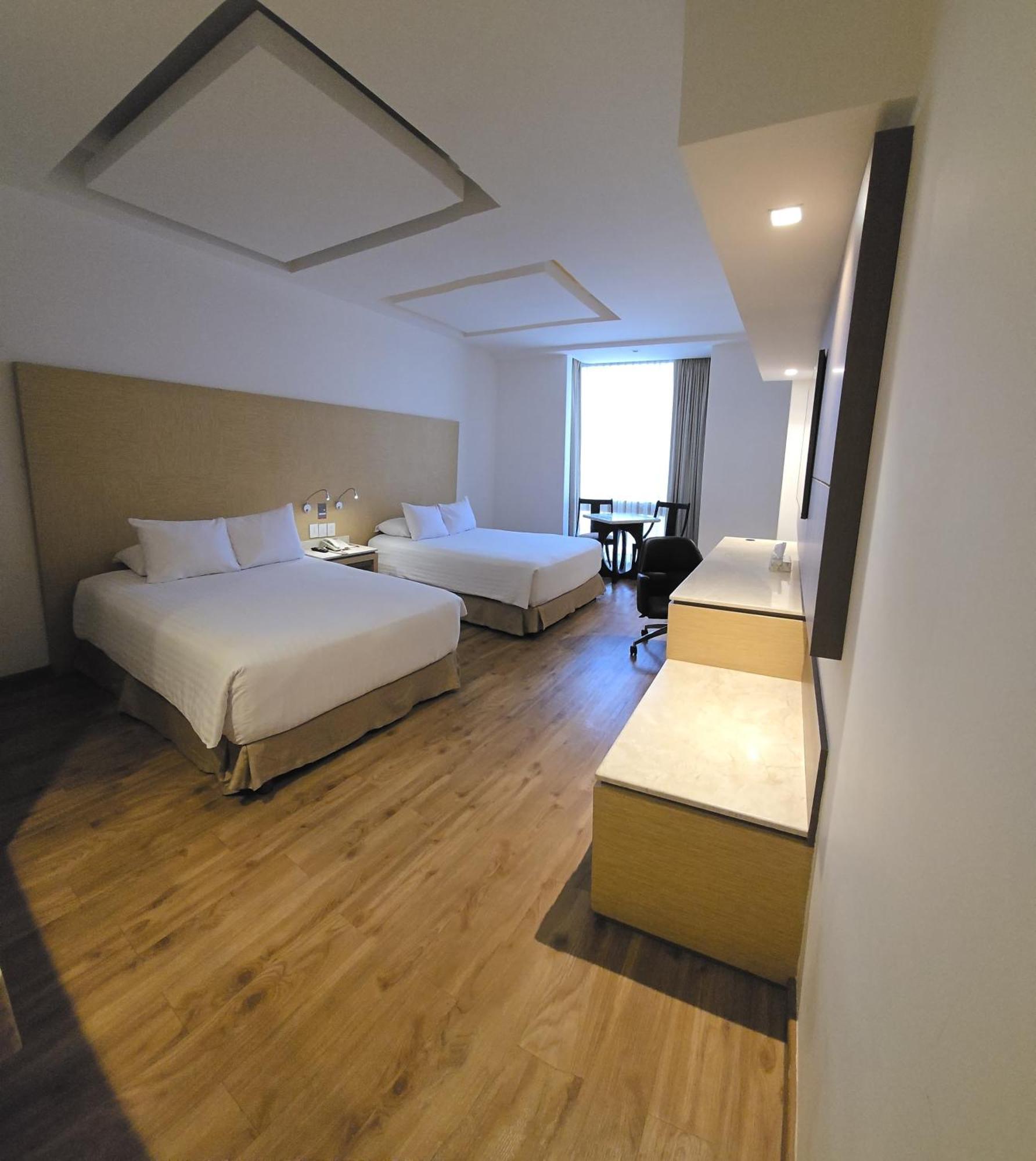 Ramada By Wyndham Mexico City Santa Fe 外观 照片